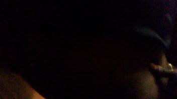 Puttin them soft lips on that head