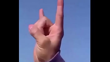 What's the name of girl plzzz anybidy