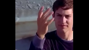 What's the name of girl plzzz anybidy