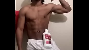 King dream balancing on his dick