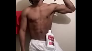 King dream balancing on his dick