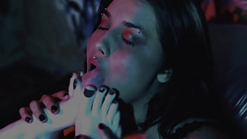 Lesbian foot worship & ballet boots