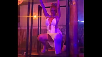 Do you think everyone enjoyed the view while i was dancing