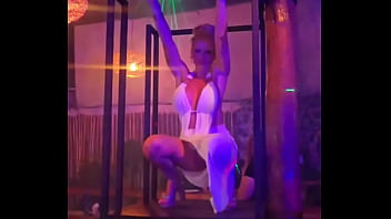 Do you think everyone enjoyed the view while i was dancing