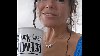 Happy "fill em up friday" thehotgilftour what are your plans for the weekend comment below