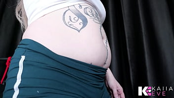 Whose stomach inflates bigger belly bubbles