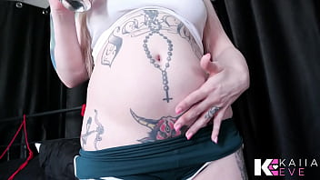 Whose stomach inflates bigger belly bubbles