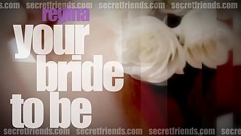 Finger lickin' good pussy juice