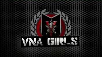 It's the influencer sa jay making us know the proper way to pussy drill her