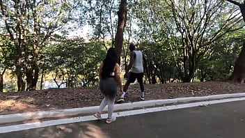 Fui contratado pra ser personal de uma madame e acabei comendo a buceta e o cuzinho da safada o marido não sabe a puta que tem em casa