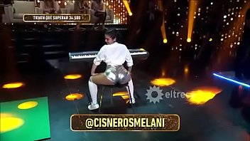 Mira como lo mueve te quedaras con la boca abierta