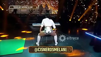 Mira como lo mueve te quedaras con la boca abierta Mira como lo mueve te quedaras con la boca abierta
