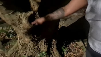 Aventuras do casal mattos transando na praça da cidade