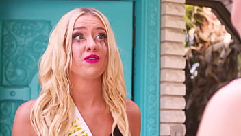 Khloe Kingsley & Skyler Storm Beg Their Coach For His Big Cock Mean Girls Porn Cosplay Parody thumbnail