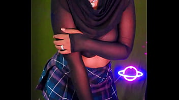 Alt girlie needs attention while he games