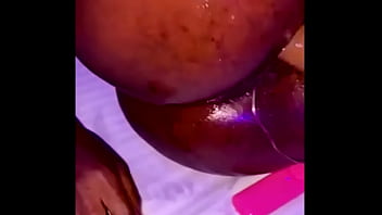 Aunty fucked her self on camera