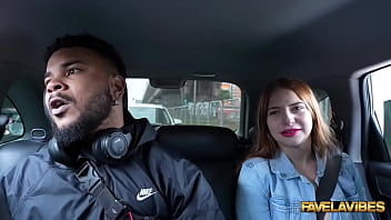 Ruivinha maravilhosa dando gostoso para dois na beira da piscina cintia lara erick frei felipe costa fv