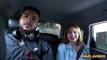 Ruivinha maravilhosa dando gostoso para dois na beira da piscina cintia lara erick frei felipe costa fv