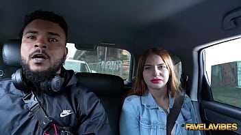 Ruivinha maravilhosa dando gostoso para dois na beira da piscina cintia lara erick frei felipe costa fv