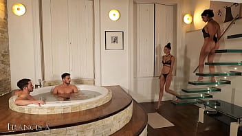 Jacuzzi turns into a wild orgy – hardcore group sex with no limits