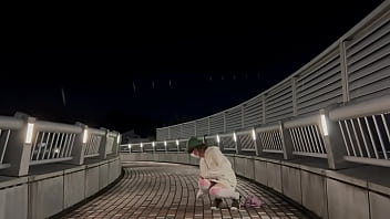 女装子まゆの深夜歩道橋ストリップショー thumbnail