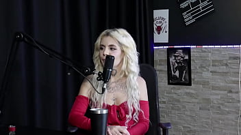 Deu o cu em cima do formigueiro não gosta das coisas do bdsm e quando fez a chuca kyra sex sheer red