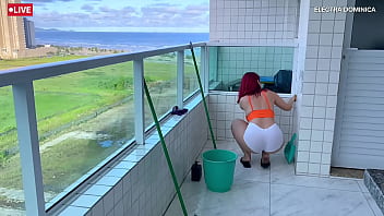 Contratei essa empregada pra faxina e ganhei uma foda surreal