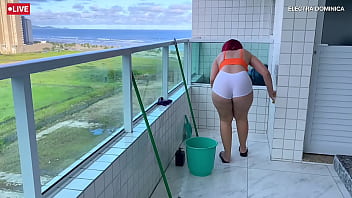 Contratei essa empregada pra faxina e ganhei uma foda surreal