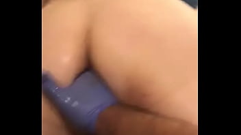 Intentando Que Me Entre Un Puño thumbnail