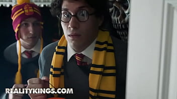 Reality kings sloan harper tabatha jordan milfs magic wand