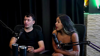 Viraram acompanhante era clt teve um cara que não sabia transar o cliente pesava 200kg e ficou com medo de casal kaliente watch sheer red