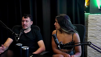 Viraram acompanhante era clt teve um cara que não sabia transar o cliente pesava 200kg e ficou com medo de casal kaliente watch sheer red