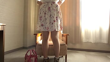 【流出厳禁】sns総フォロワー数15万人越えの激カワ大人気配信者 取材と偽りガチ性交 2