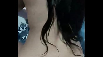 Mi vecino viene a cogerme cuando mi esposo no esta en casa