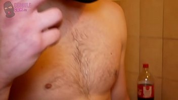 Tout dans le visage l pour la salope de lucy cagoulecam