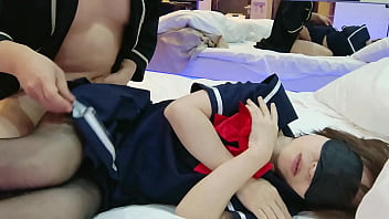 かわいい制服の女子高生に目隠ししてパンストセックス たまらず膣の奥に中出し 素人 フェラ クンニ オーガズム かわいい制服の女子高生に目隠ししてパンストセックス たまらず膣の奥に中出し 素人 フェラ クンニ オーガズム