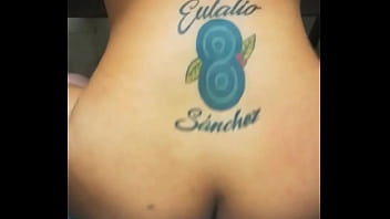 Matando su gusano con mi gran culo