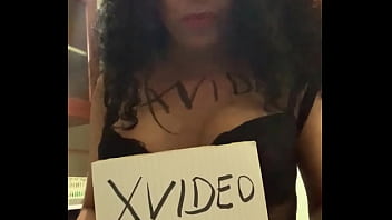 Trans Bela Attiva Com Um Lindo Monumento thumbnail