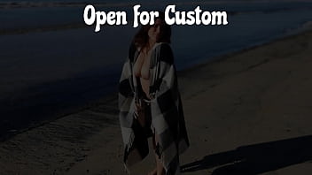 Bitch on the beach open for customs