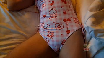 Viaje a las piscinas aprovecho y la follo joven amateur puta