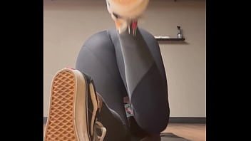 Me fode gostoso de bruço