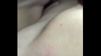 Chupando e fudendo a gostosa