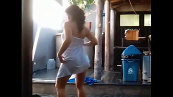 Chavita en baile super exitante