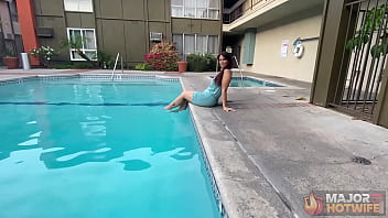 Busty brunette milf syren de mer gets her pussy pounded by rome major