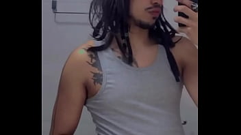 Indo pros perigos noturnos com uma versão calorenta do capitão ️