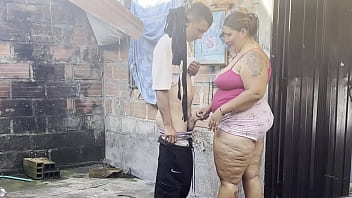 Starker fick für latina chia mit sperma im mund