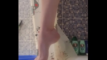 I love to smear my legs with cream and caress them for you dear