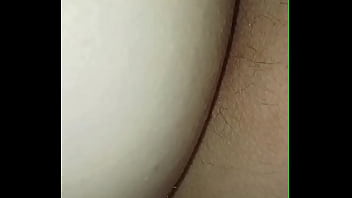 Gretala ha il culo sfondato e peloso