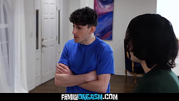 Stepbrothers tired of their earthy sisters decided to fuck them