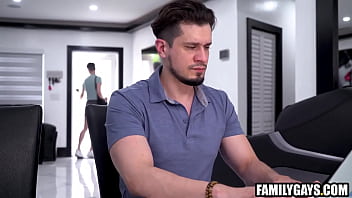 Step Uncle Couldn't Resist His Tasty Ass thumbnail